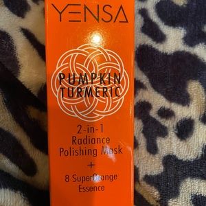 NIB Yensa 2-in-1 Polishing Mask
